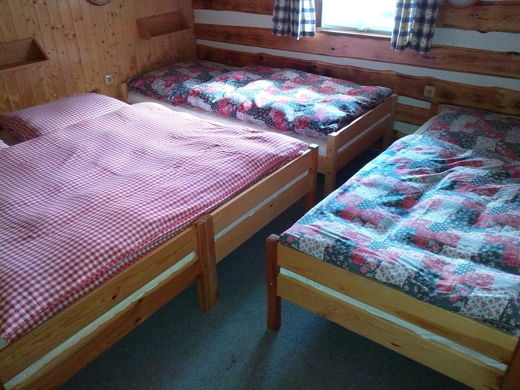 Chalupa Erika Dobšín Habitación foto
