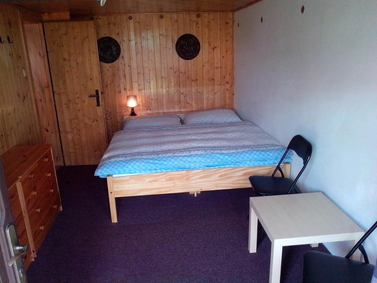 Chalupa Erika Dobšín Habitación foto
